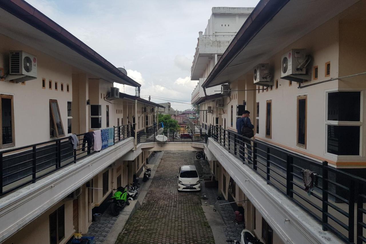 Oyo 91647 Sanina Residence Pematangsiantar Zewnętrze zdjęcie