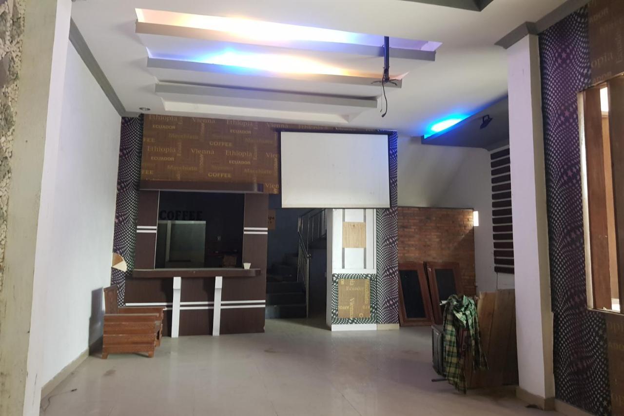 Oyo 91647 Sanina Residence Pematangsiantar Zewnętrze zdjęcie